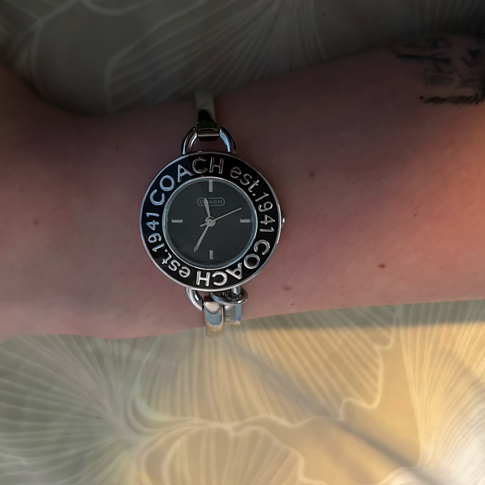 Vintage Coach Watch Stainless Steel No. 7141 Black Bezel